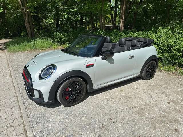 Imagine MINI John Cooper Works Cabrio MINI JCW Cabrio, Union-Jack, Leder/Harman Kardon