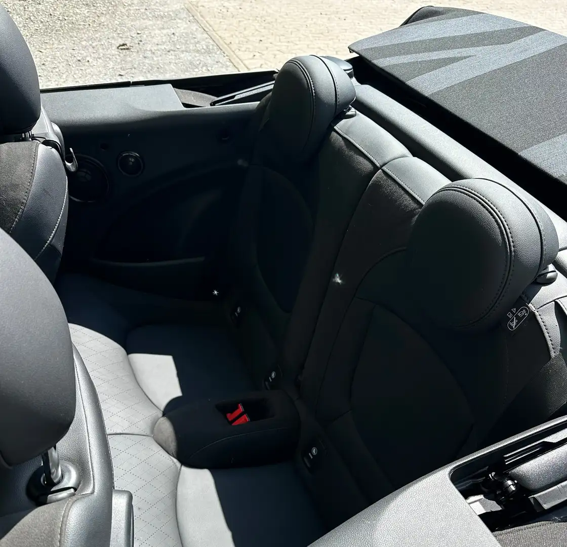 MINI John Cooper Works Cabrio MINI JCW Cabrio,VL, Harman Kardon, SilverWhite Weiß - 2