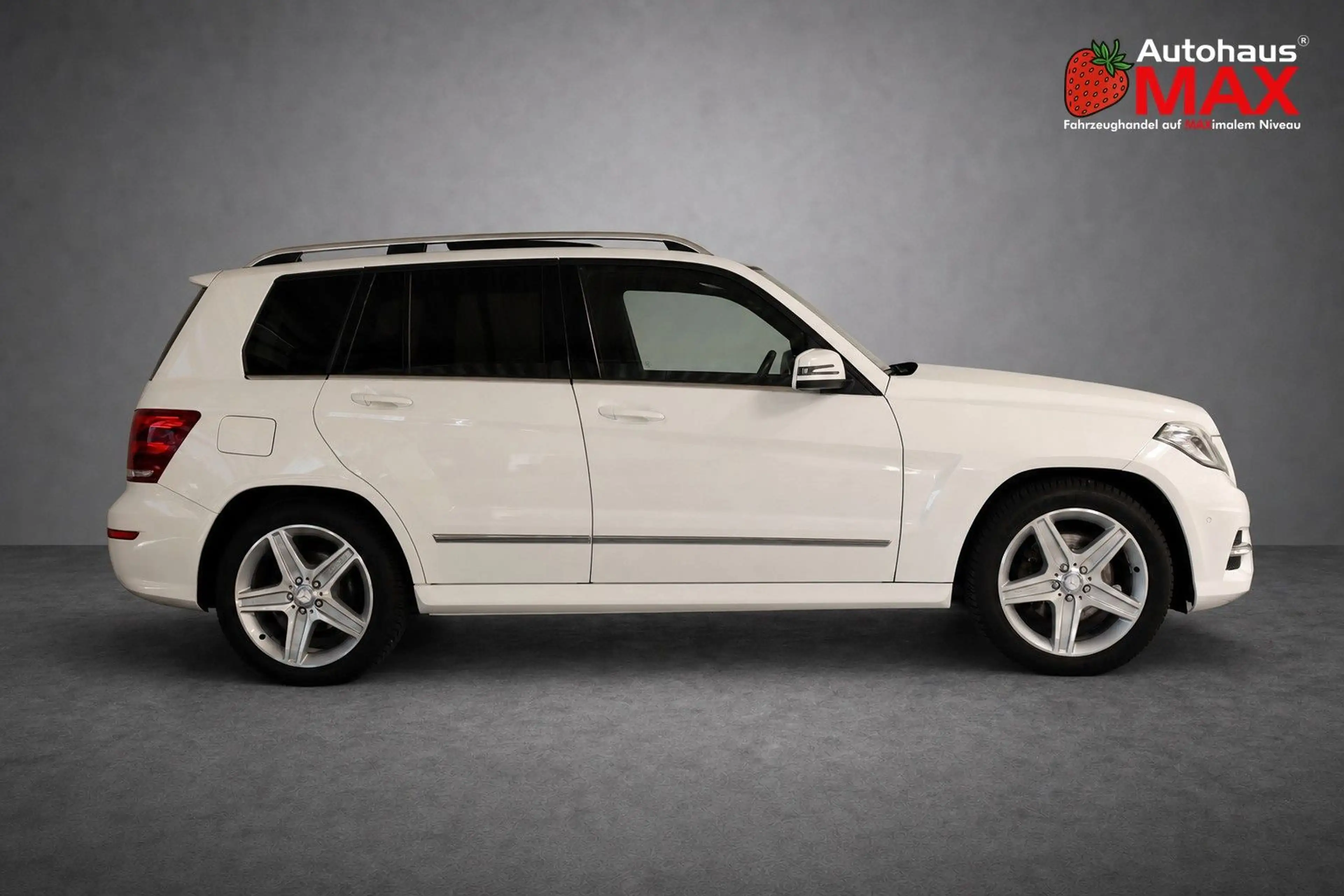 Mercedes-Benz GLK 220 CDI BlueTec 4Matic AMG~Pano~1.Hand~SZH — photo 7
