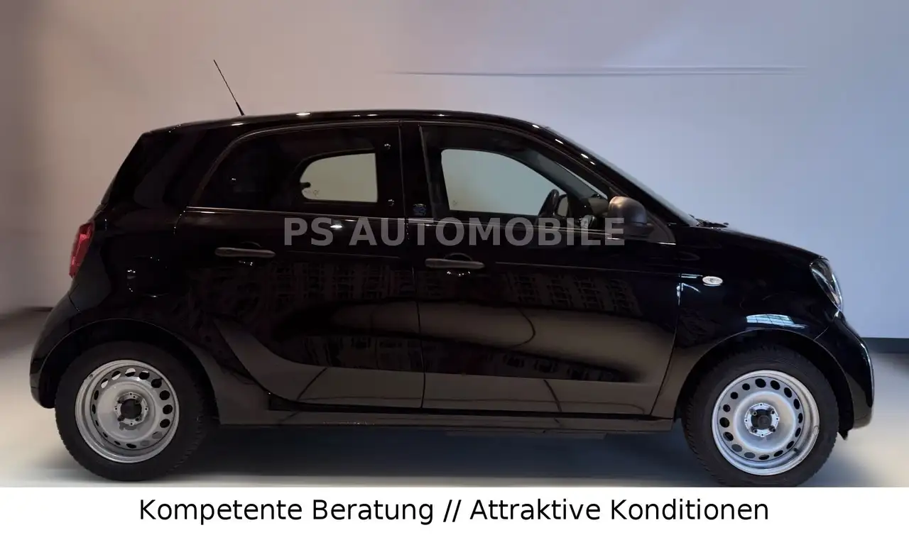 smart forFour 2022