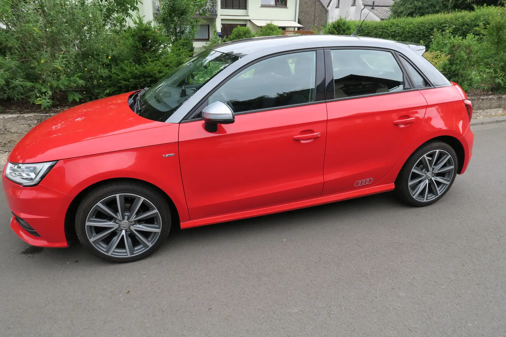 Audi A1 sport Rot - 1