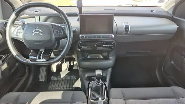 Citroen C4 Cactus view 11