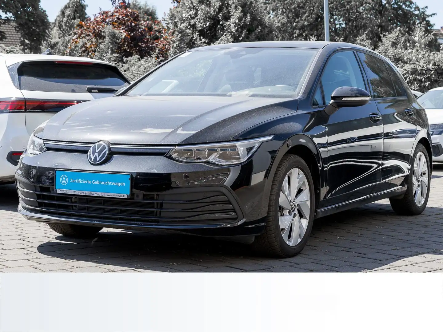 Volkswagen Golf 1.0 TSI LIFE PANO LM18 MATRIX ASSIST Schwarz - 2