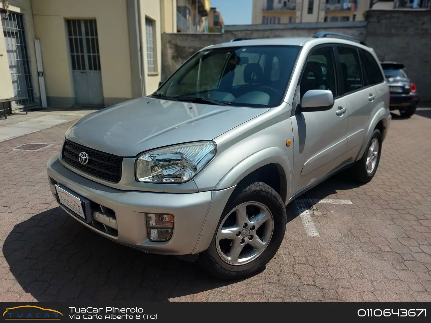 Toyota RAV 4 Sol 2.0 VVT-i 4x4 Zilver - 1