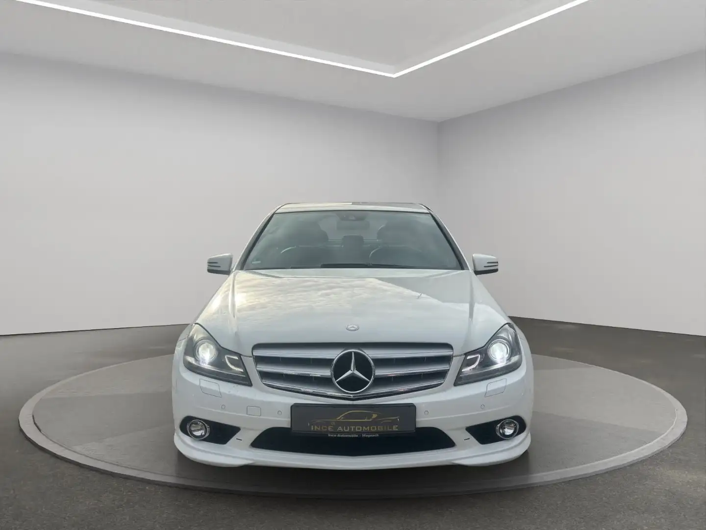 Mercedes-Benz C 250 CDI BlueEfficiency*AMG Sportpaket*Xenon* Weiß - 2