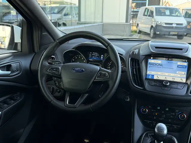 Ford Kuga view 15