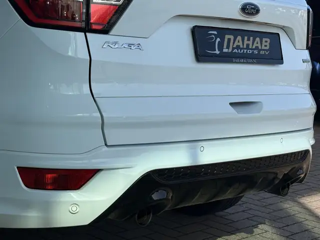 Ford Kuga view 10