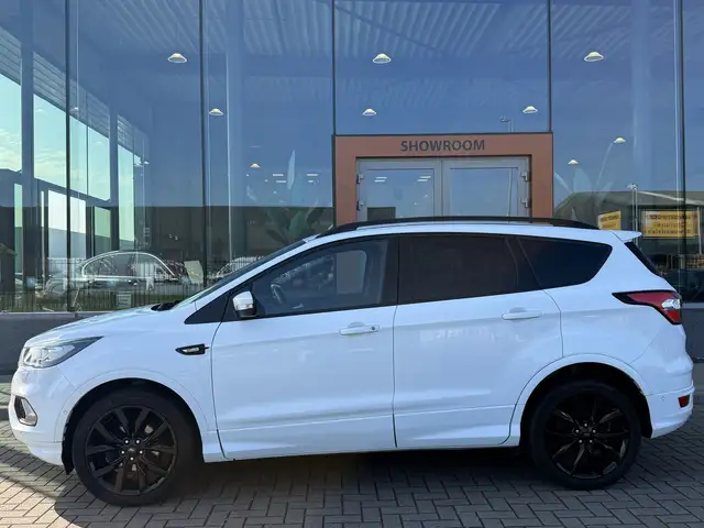 Ford Kuga view 6