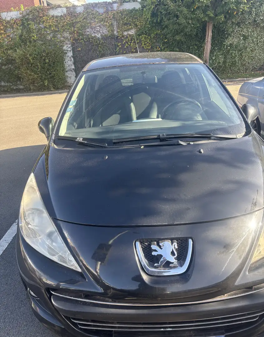 Peugeot 207 1.6 HDi 92ch FAP Active - 1