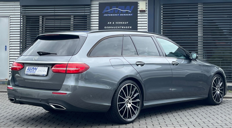 Mercedes-Benz E 220 d AMG Line NightPaket*LED*AMBIENTE*SPUR*KA — photo 3