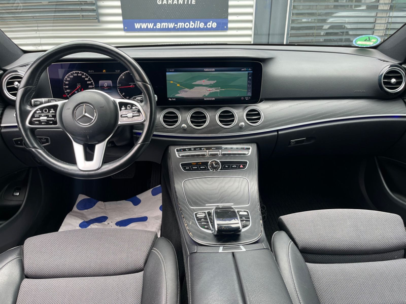 Mercedes-Benz E 220 d AMG Line NightPaket*LED*AMBIENTE*SPUR*KA — photo 7