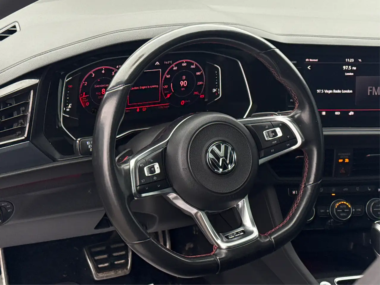 Volkswagen Jetta снимка Volkswagen Jetta