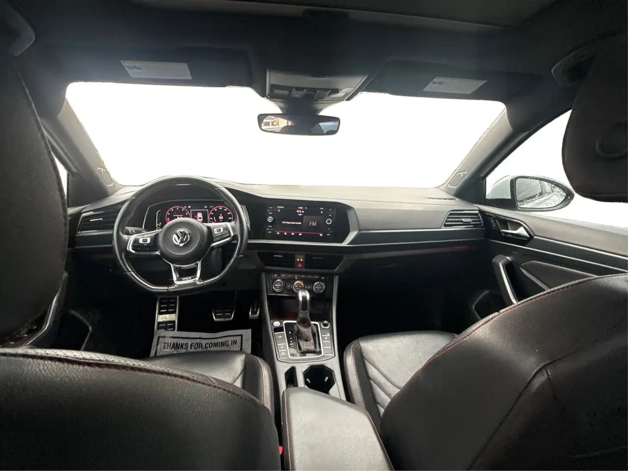 Volkswagen Jetta снимка Volkswagen Jetta
