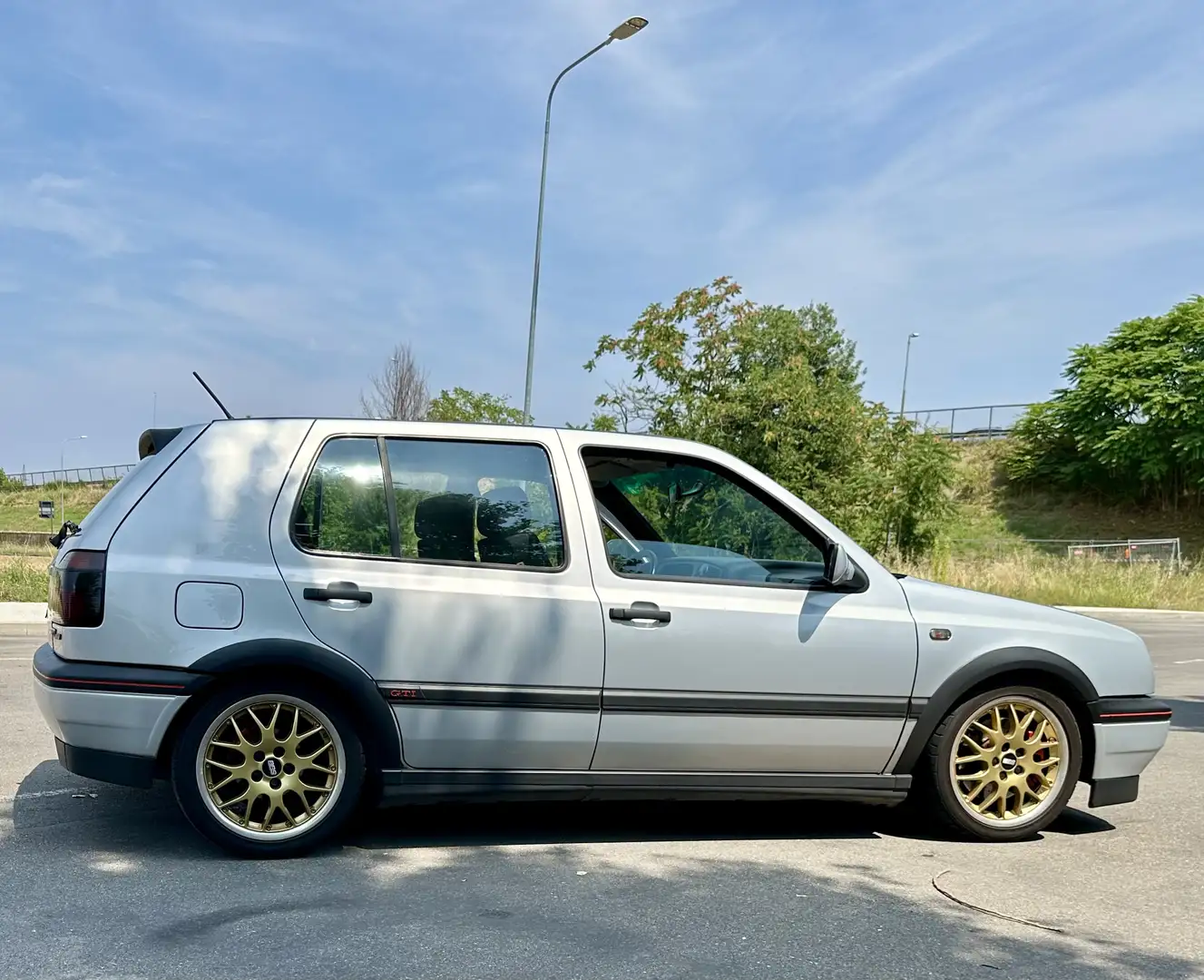 Volkswagen Golf GTI 5p 2.0 16v 20years edition - 2