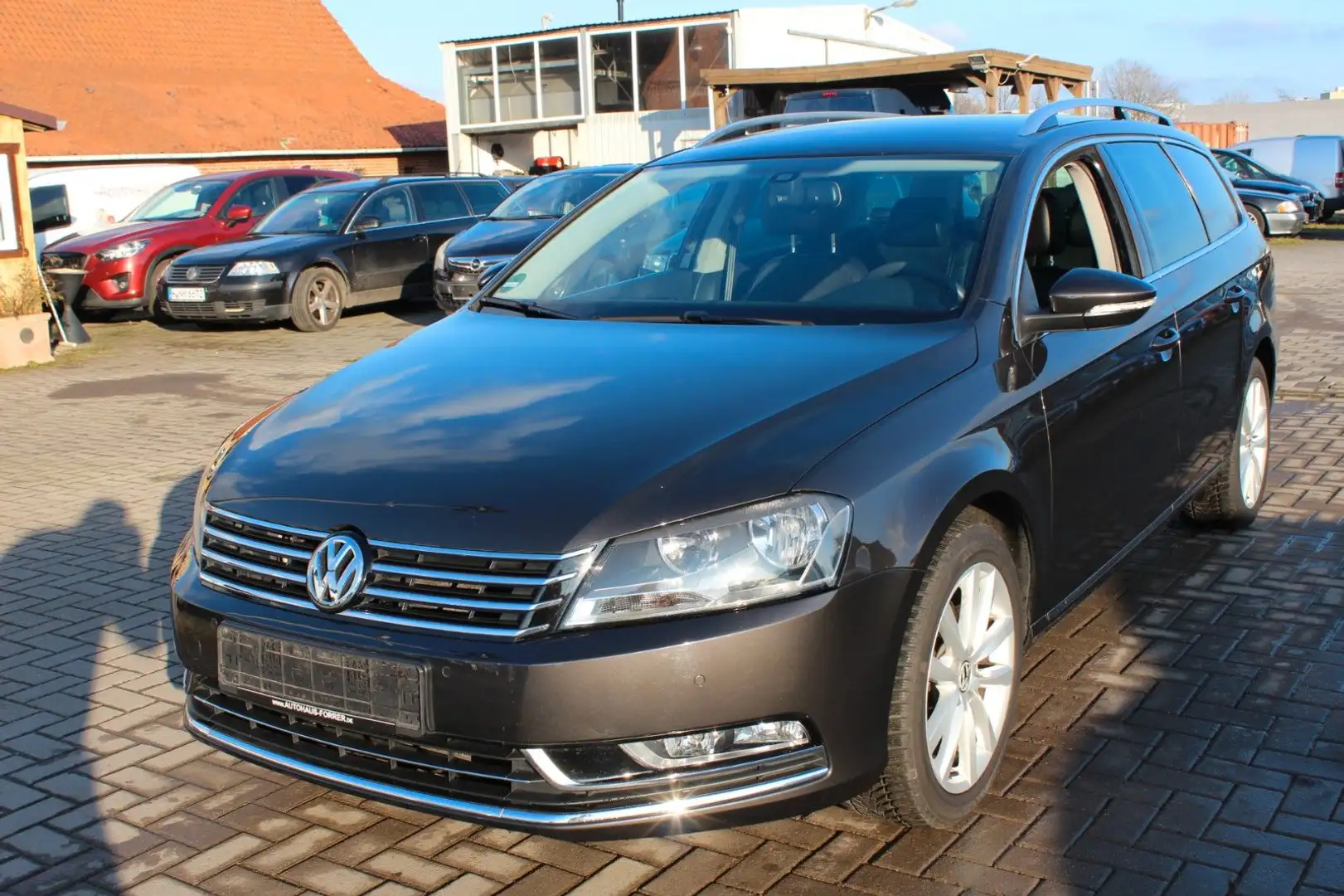 Volkswagen Passat Variant Highline AHK PDC v.&h. Klimaau. Schwarz - 1