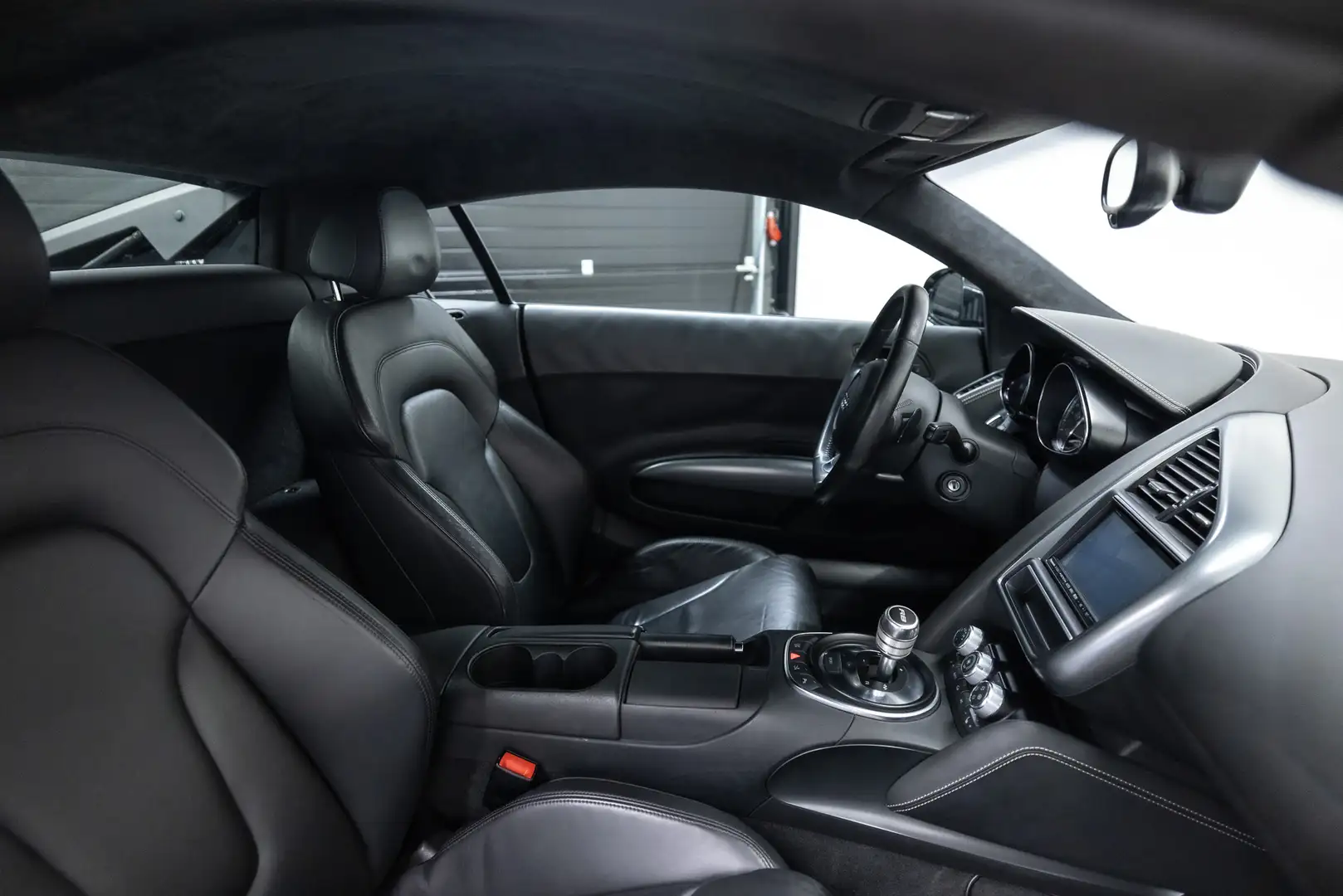 Audi R8 4.2 V8 FSI Btw auto, Fiscale waarde € 22.000,- (€ Zwart - 2