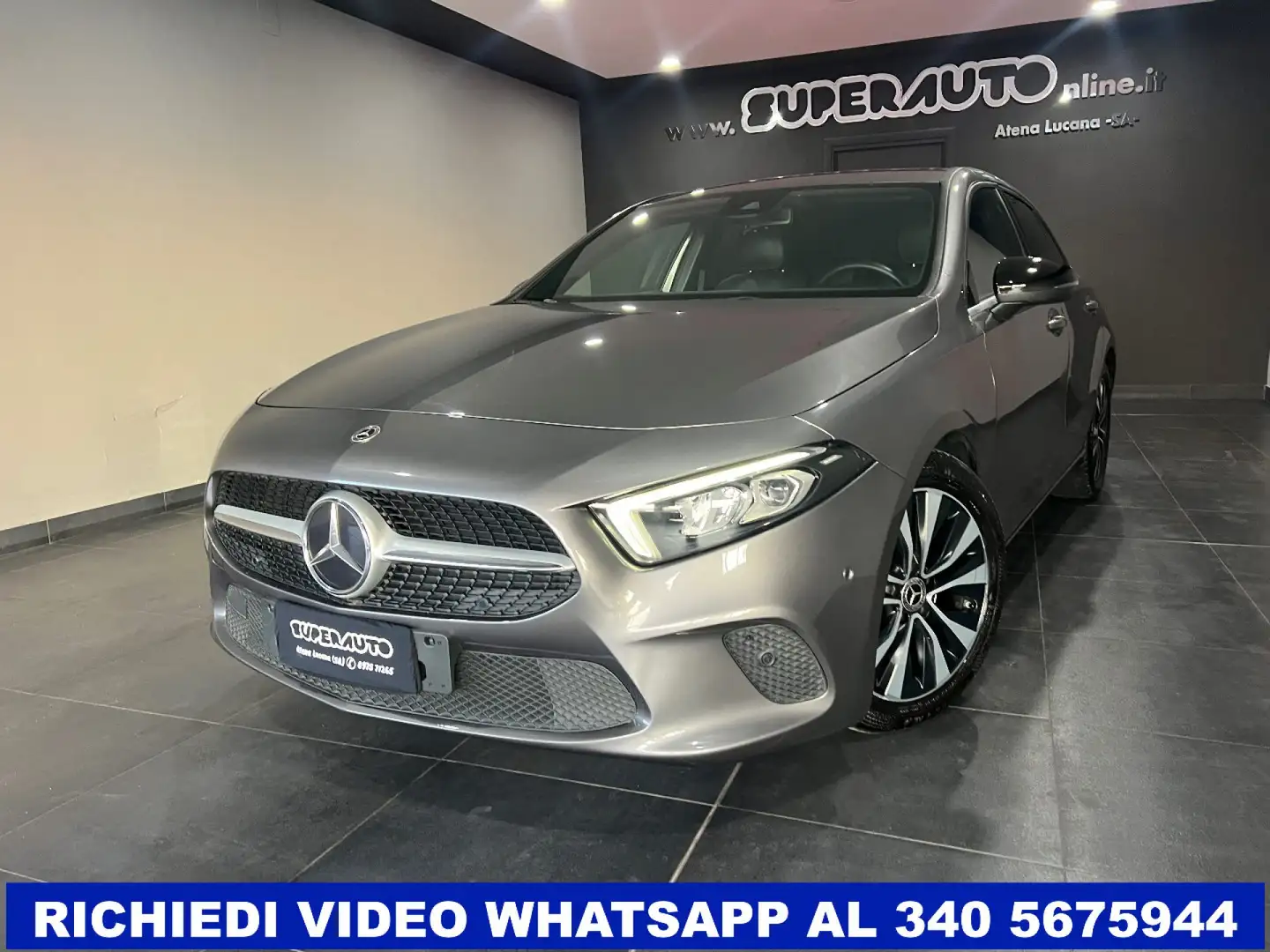 Mercedes-Benz A 180 d Automatic Business Extra Grigio - 2