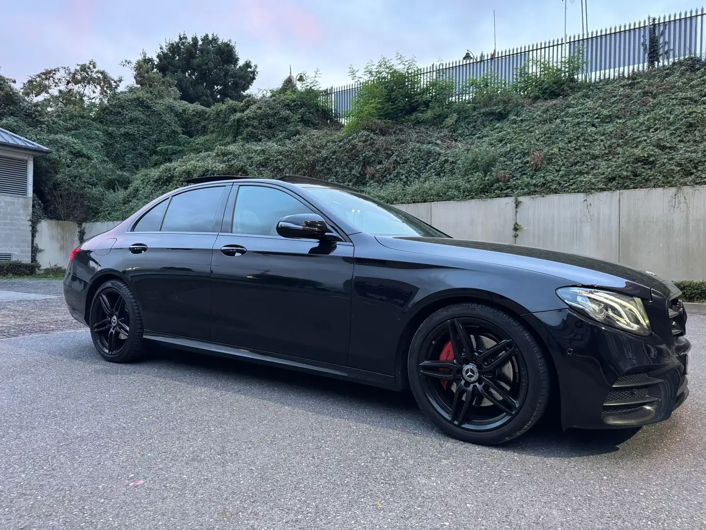 Mercedes-Benz E 220 - 1