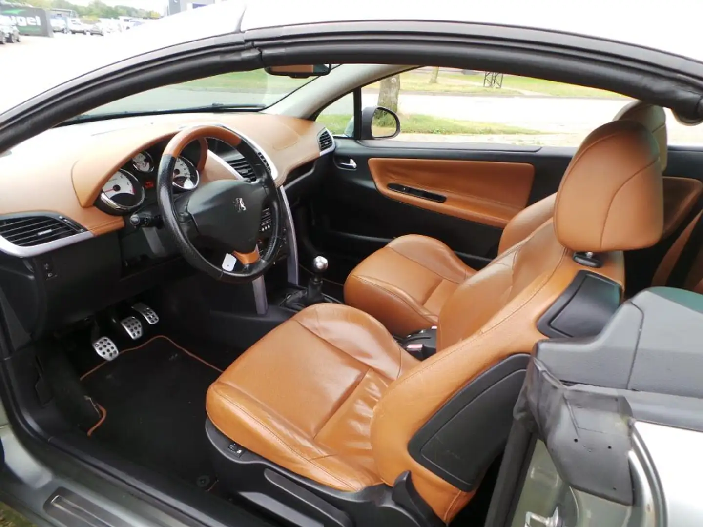 Peugeot 207 CC 1.6 VTi Première ( INRUIL MOGELIJK ) Grijs - 2