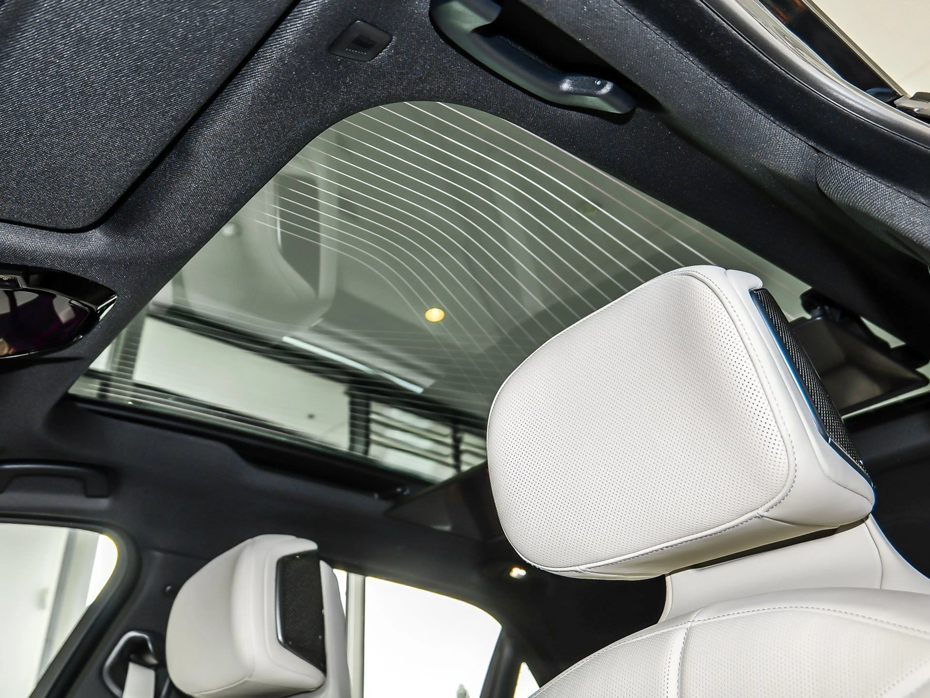 BMW 740 xDrive Sport Pro 22" TV Executive Lounge Kristalls — photo 6