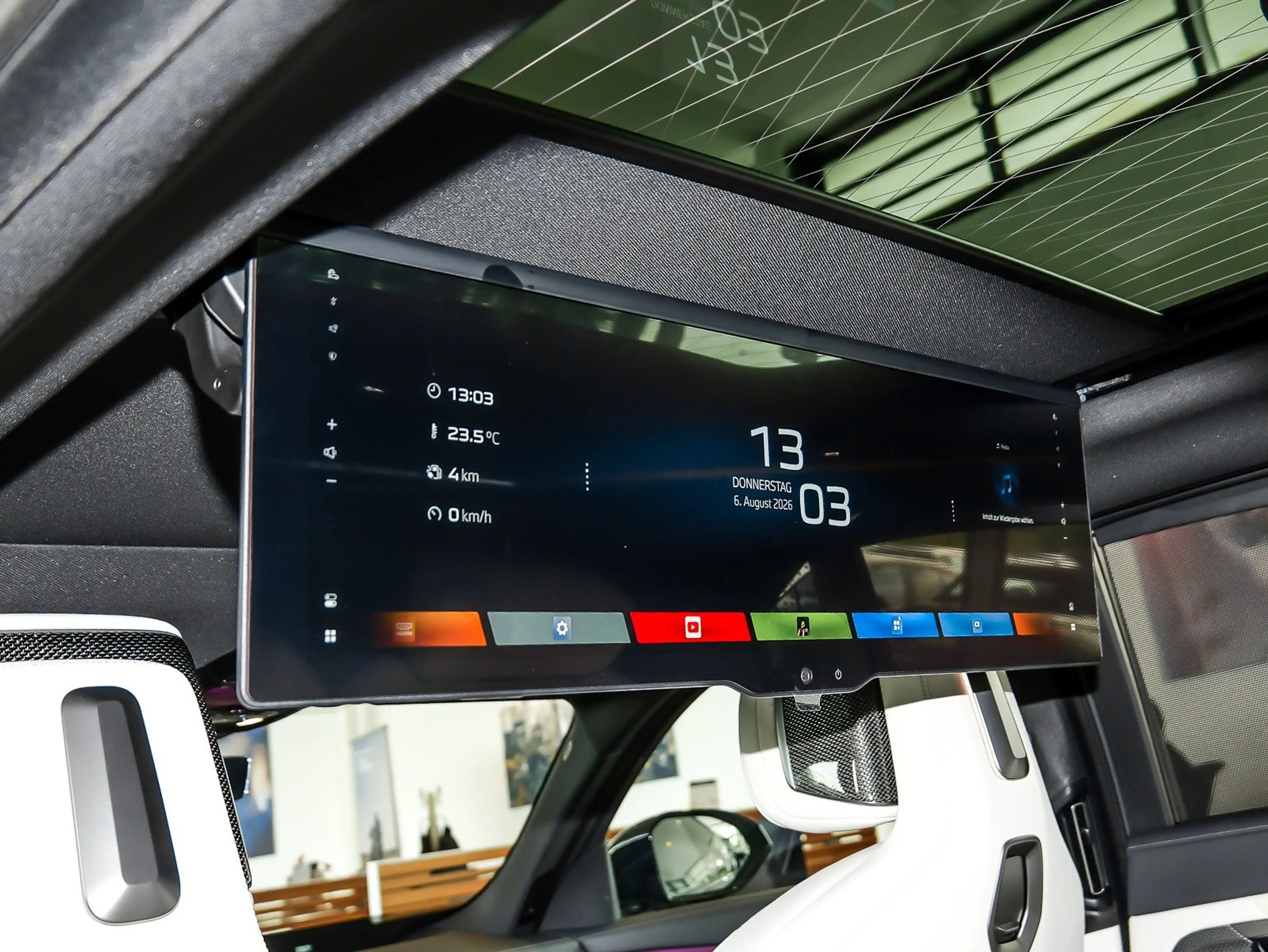 BMW 740 xDrive Sport Pro 22" TV Executive Lounge Kristalls — photo 10