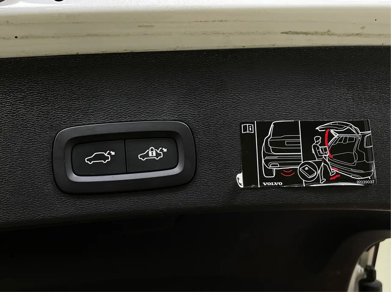 Volvo XC40 снимка Volvo XC40
