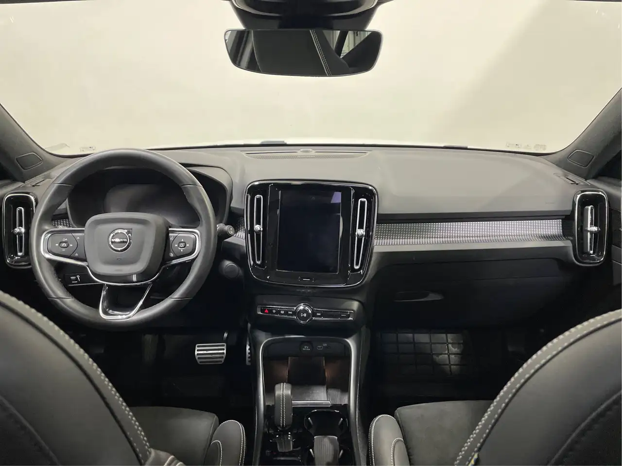 Volvo XC40 снимка Volvo XC40