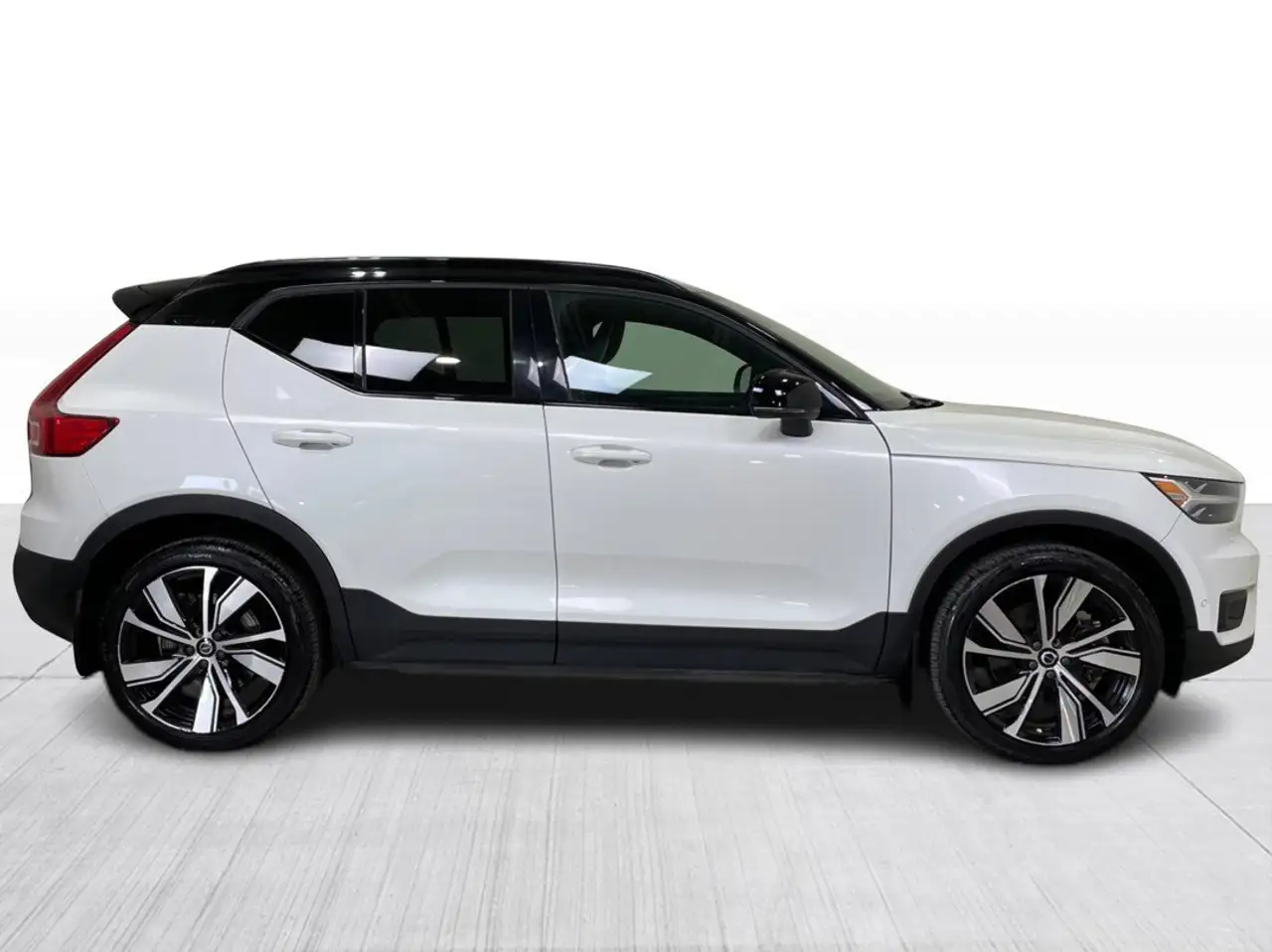 Volvo XC40 снимка Volvo XC40