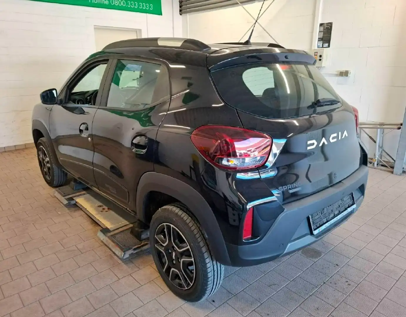 Dacia Spring 45 ExpressionPaket Navi - Kamera Schwarz - 2