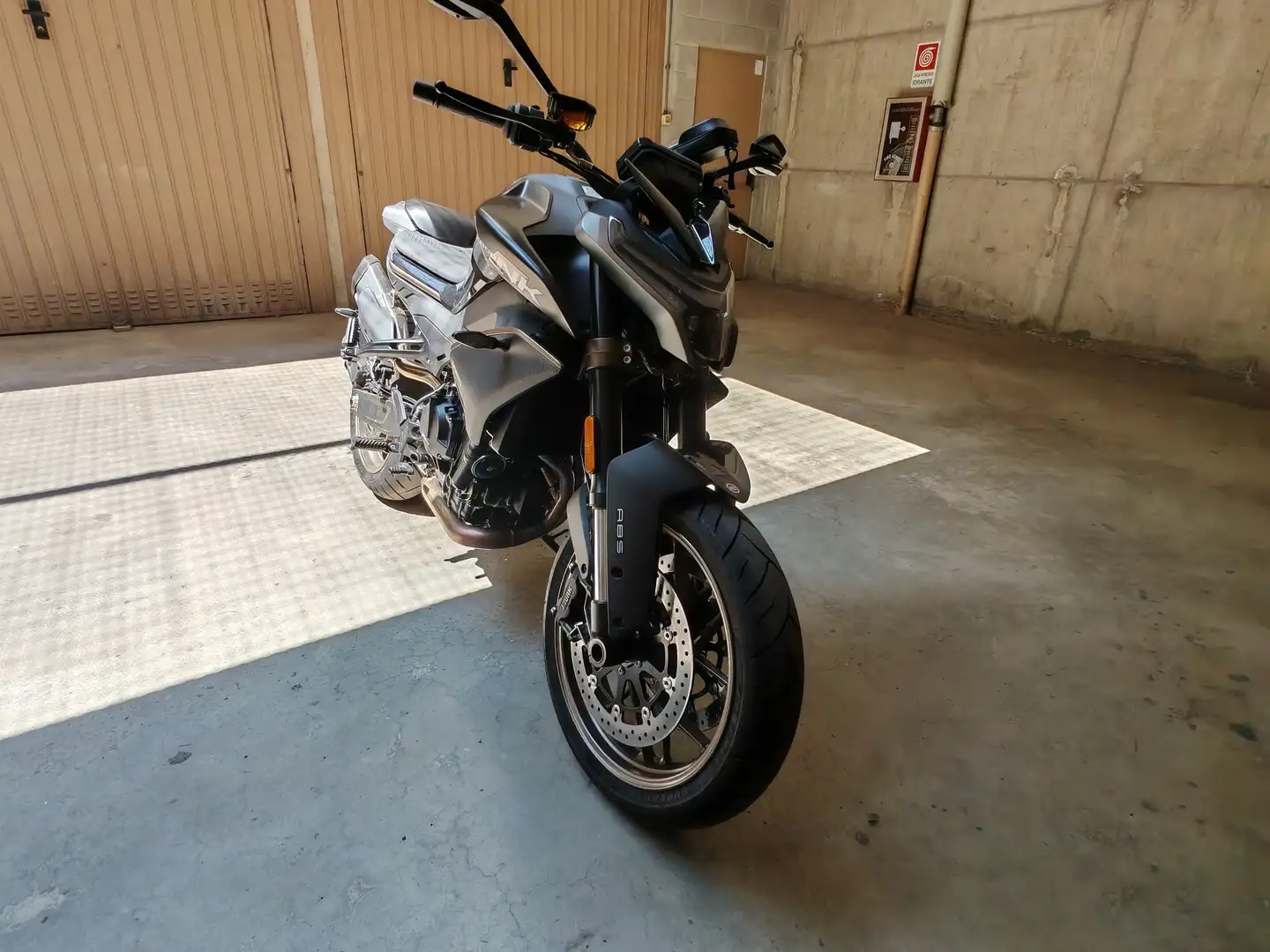 CFMOTO 800 NK sport Noir - 2