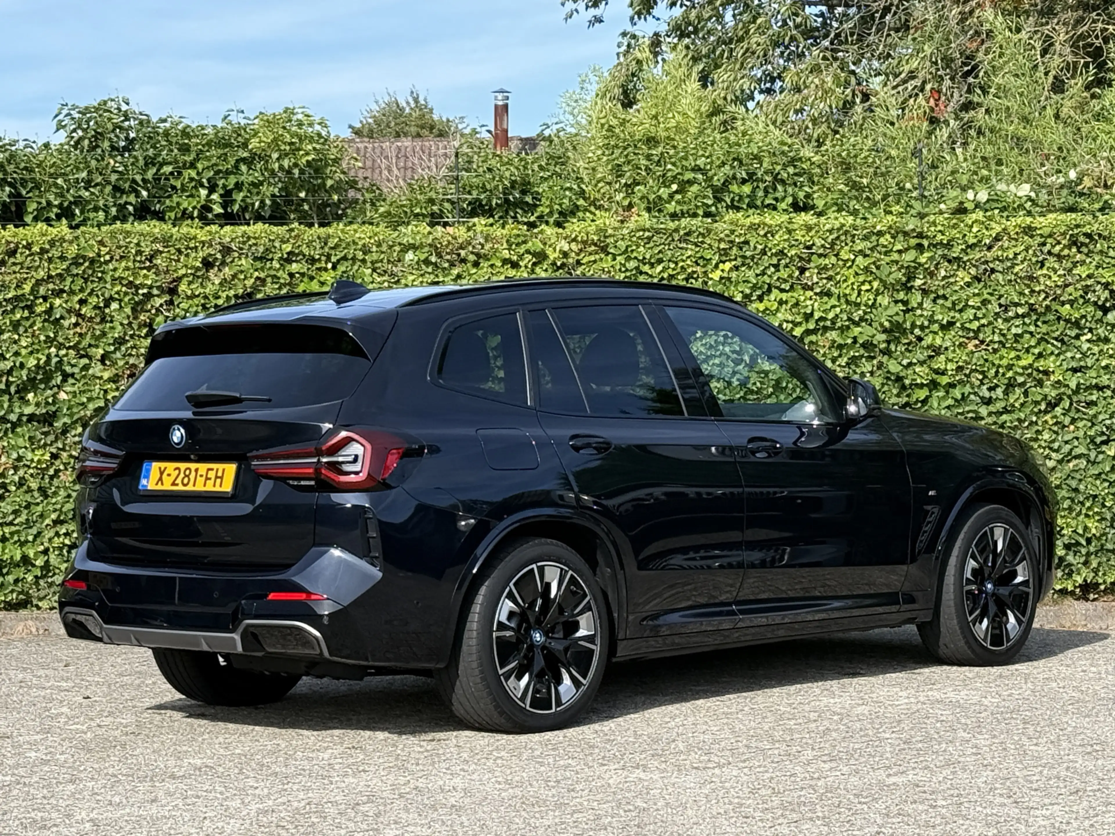 BMW iX3 High Exe | Panorama | Harman/kardon | 20" | 2 jaar — photo 3
