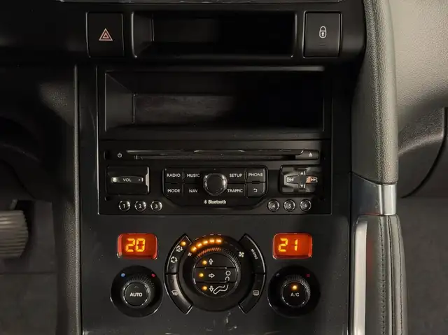 Peugeot 3008 view 29