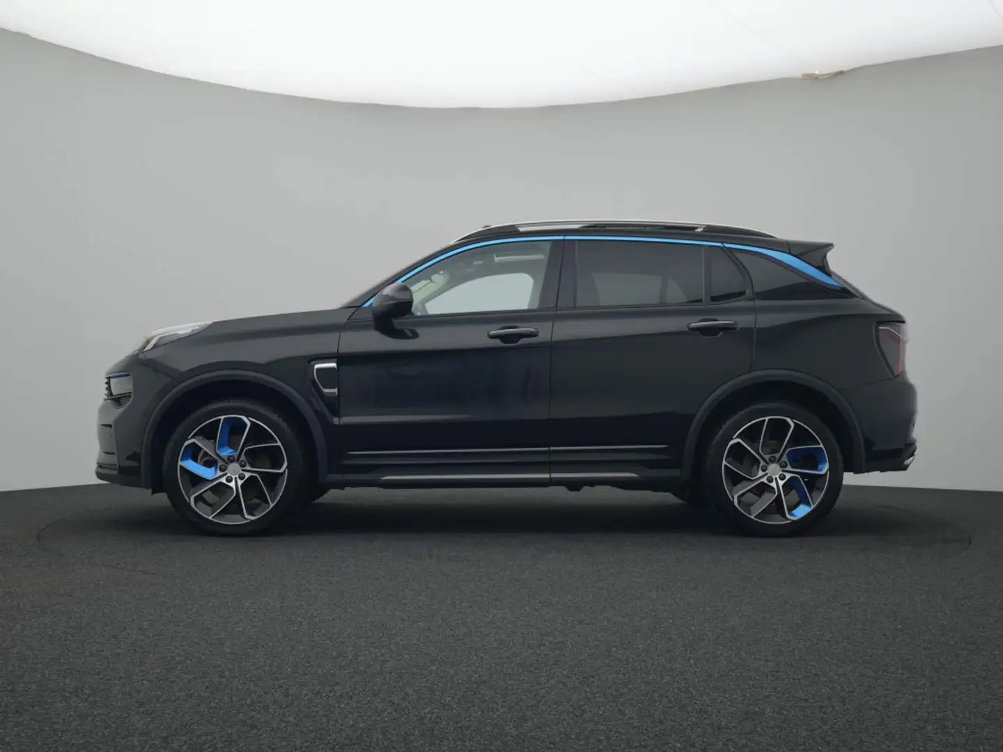 Lynk & Co 01 1.5 | Hybrid | Panoramadak | Adaptive cruise contr Zwart - 2