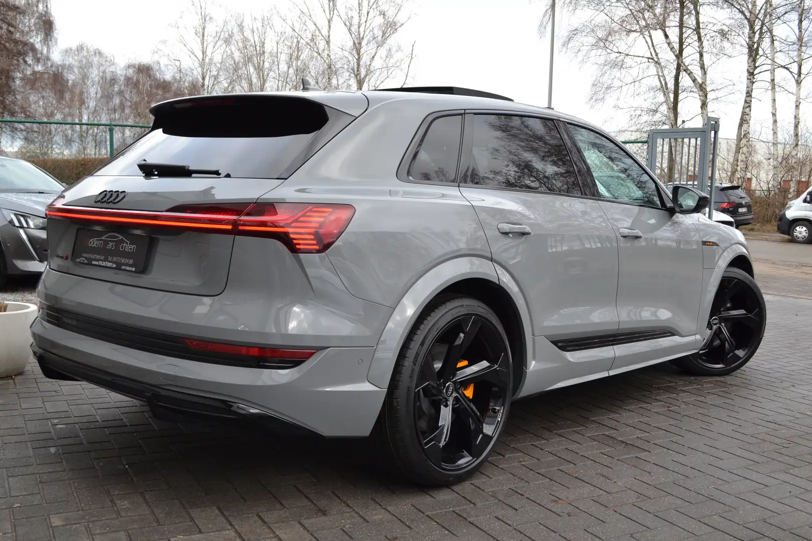 Audi Q8 e-tron "S" 503 PK NARDO Grijs NIEUWSTAAT+FULL OPTION!!! Gris - 2
