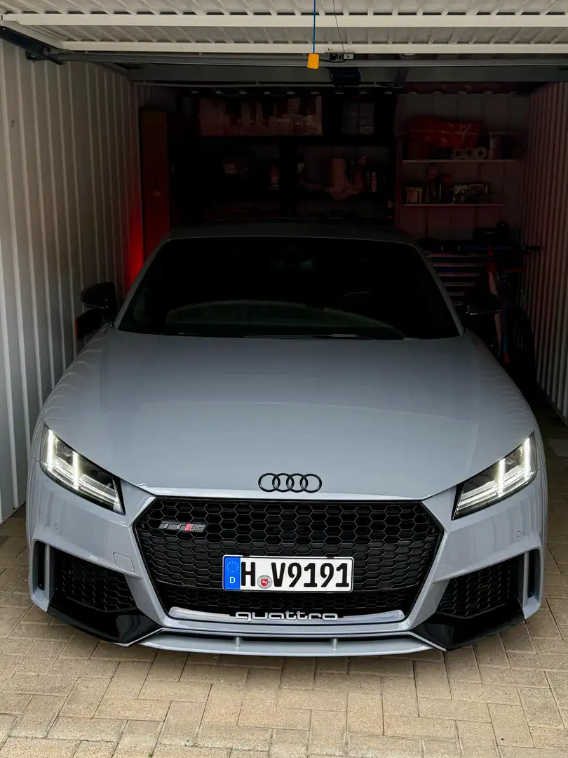 Audi TT RS Coupe - 1