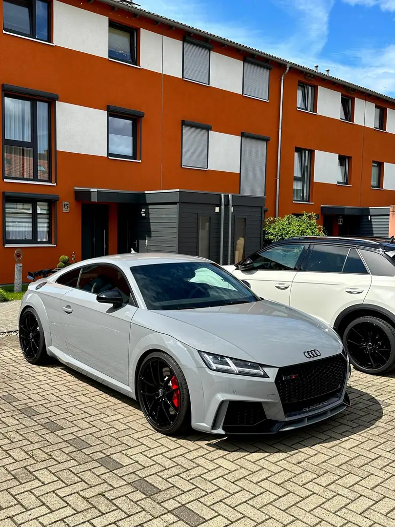 Audi TT RS Coupe - 2