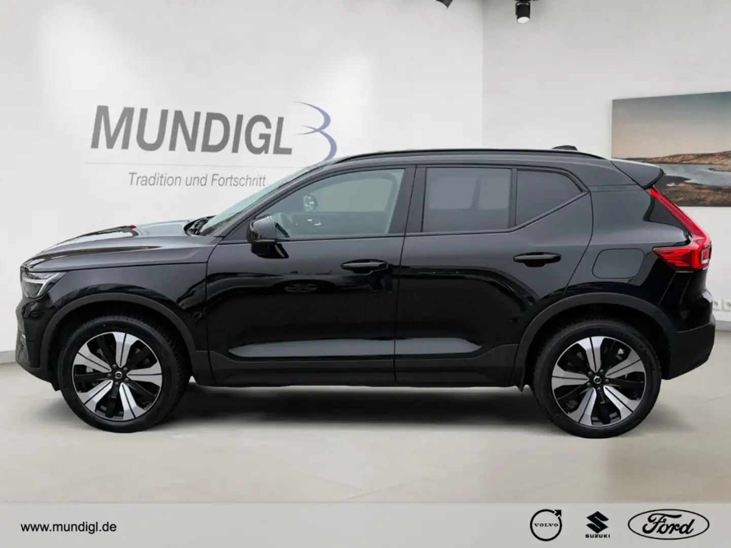 Volvo XC40 Core Recharge Pure Electric 2WD StandHZG Navi Digi Schwarz - 2