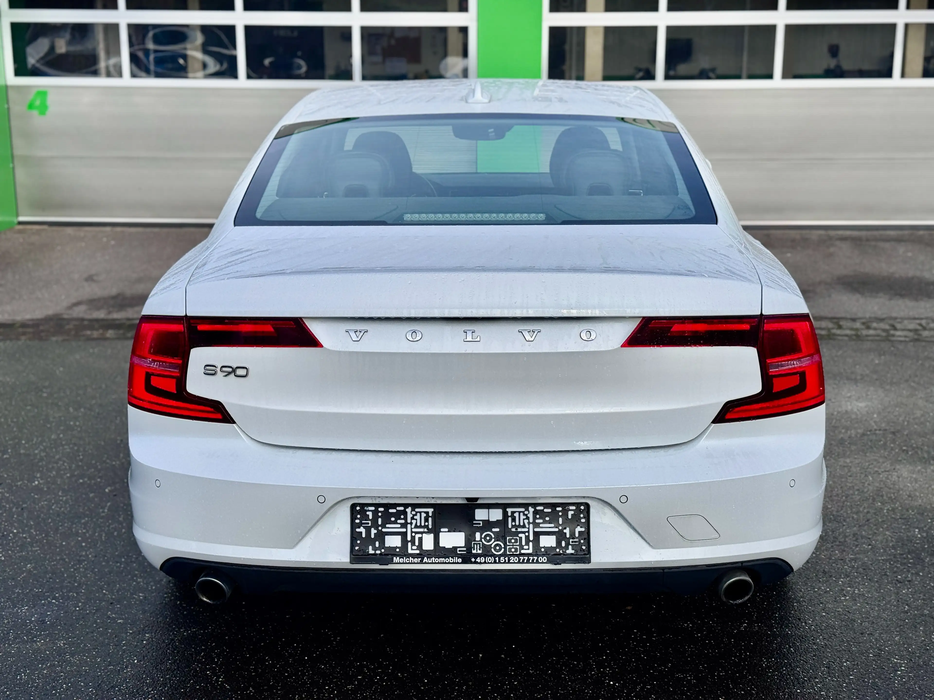 Volvo S90 Momentum+SPORTSITZE+LEDER+CAMERA-360°+18ALU+1A — photo 7