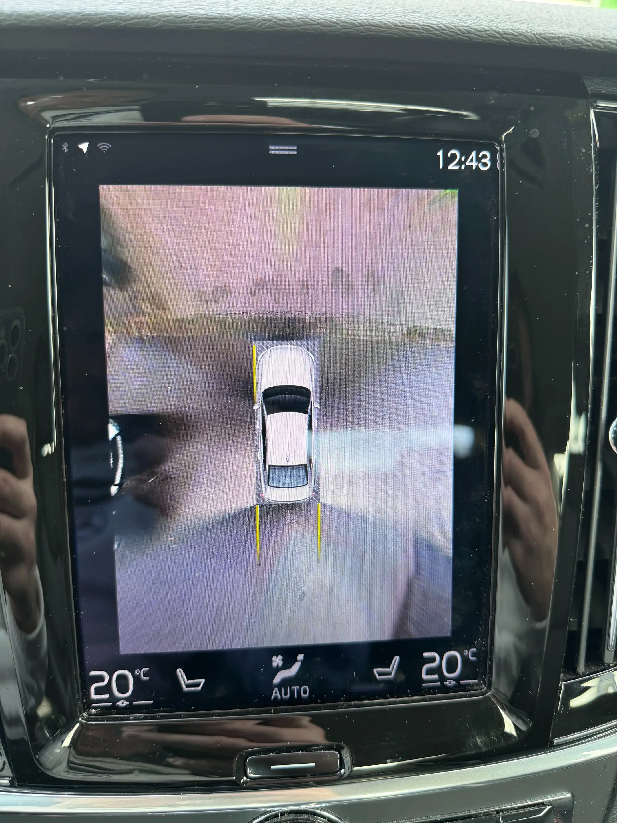 Volvo S90 Momentum+SPORTSITZE+LEDER+CAMERA-360°+18ALU+1A — photo 13