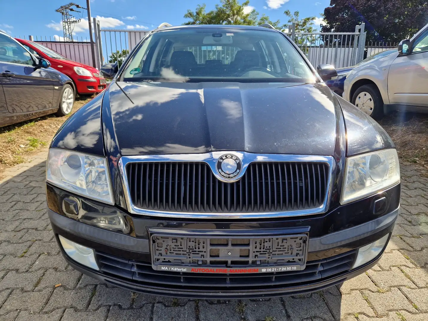 Skoda Octavia Ambiente Noir - 2