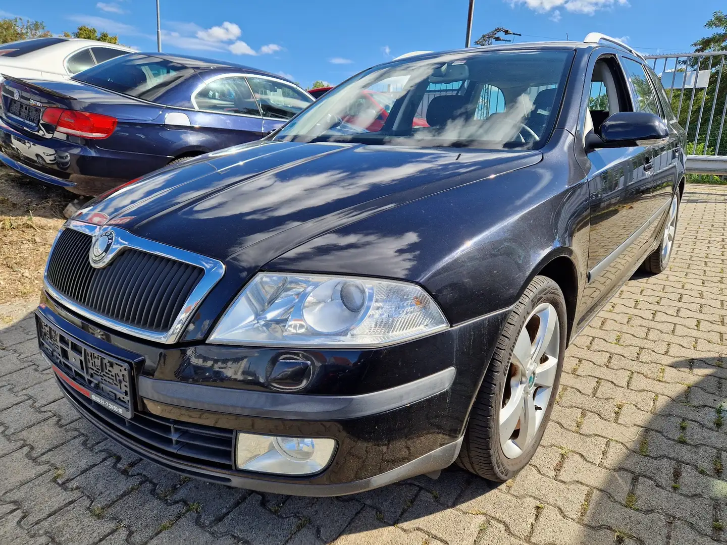 Skoda Octavia Ambiente Noir - 1