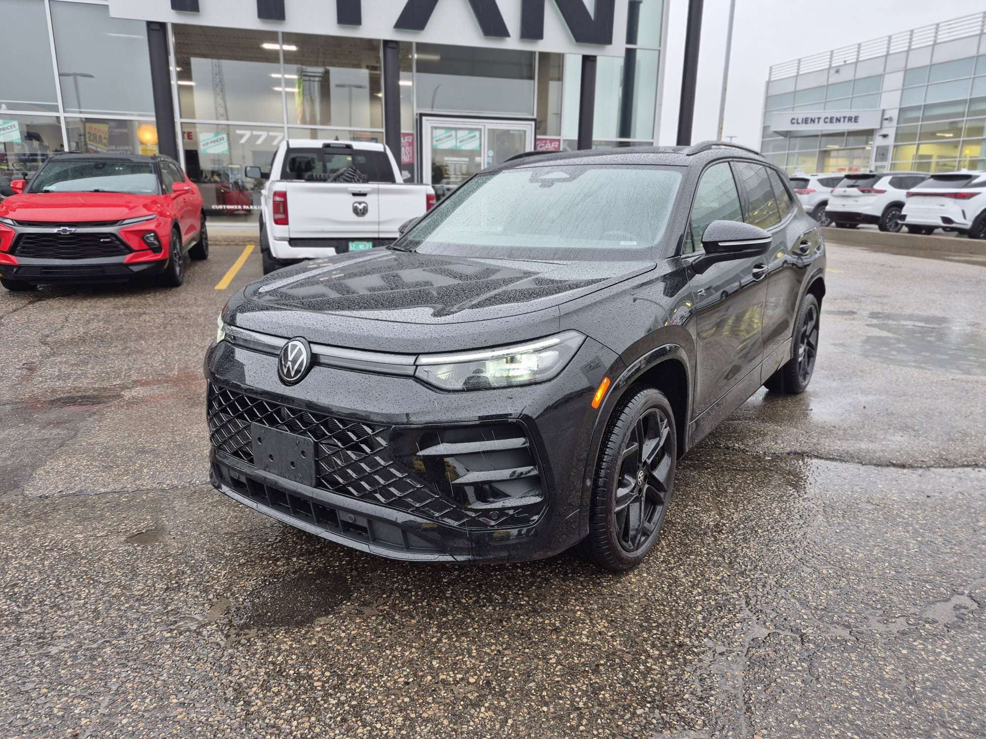 2026 Volkswagen Tiguan Comfortline R-Line Black — снимка 1