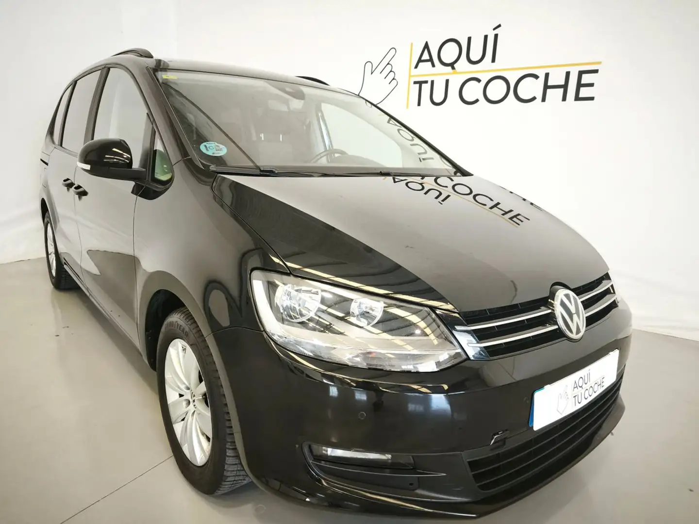 Volkswagen Sharan 2.0TDI Sport DSG 110kW Czarny - 2