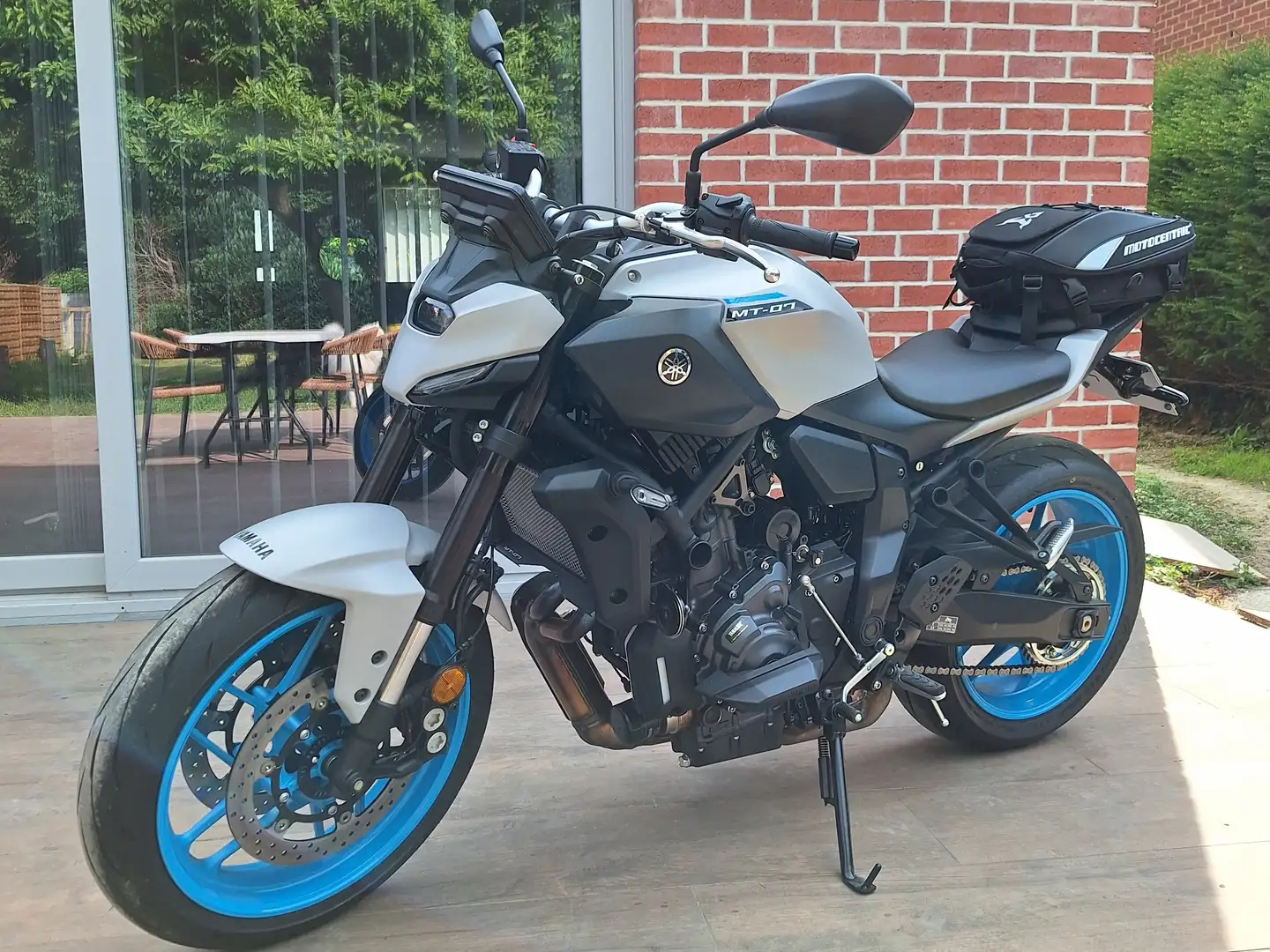 Yamaha MT-07 Grau - 1