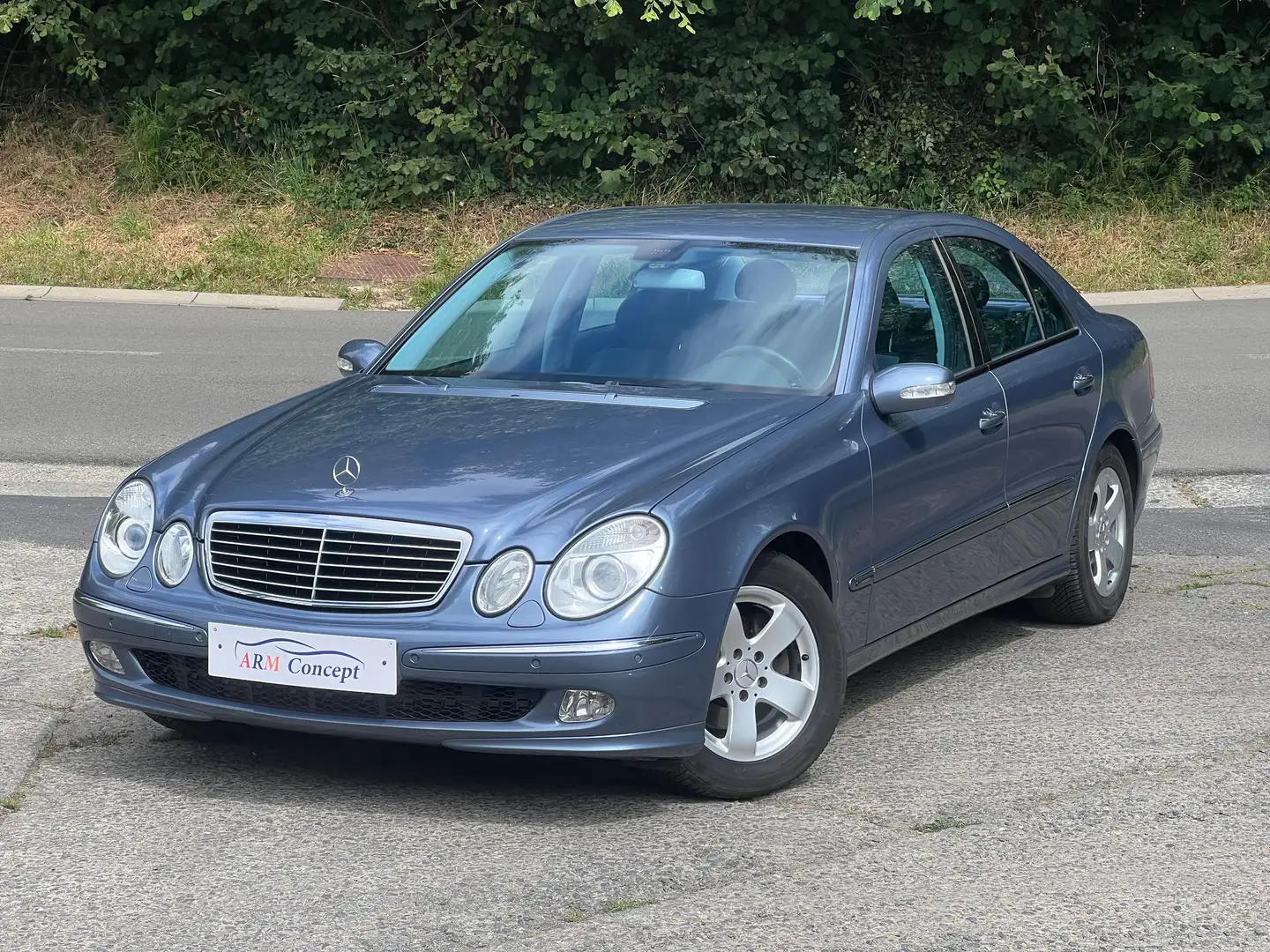 Mercedes-Benz E 200 essence Kompressor Avantgarde AUTOMATIQUE - 1
