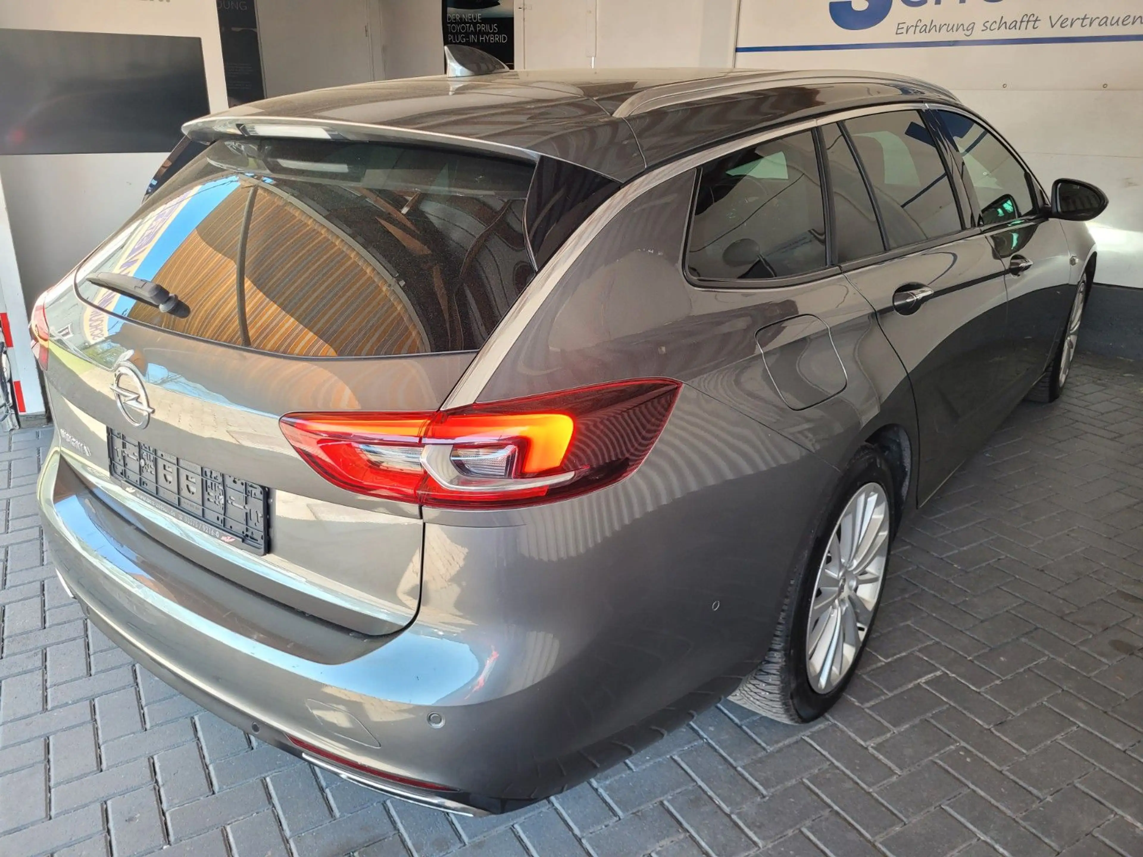 Opel Insignia INNOVATION 4x4*SCHECKHEFT°*HUD*LEDER*PANORAMA* — photo 7