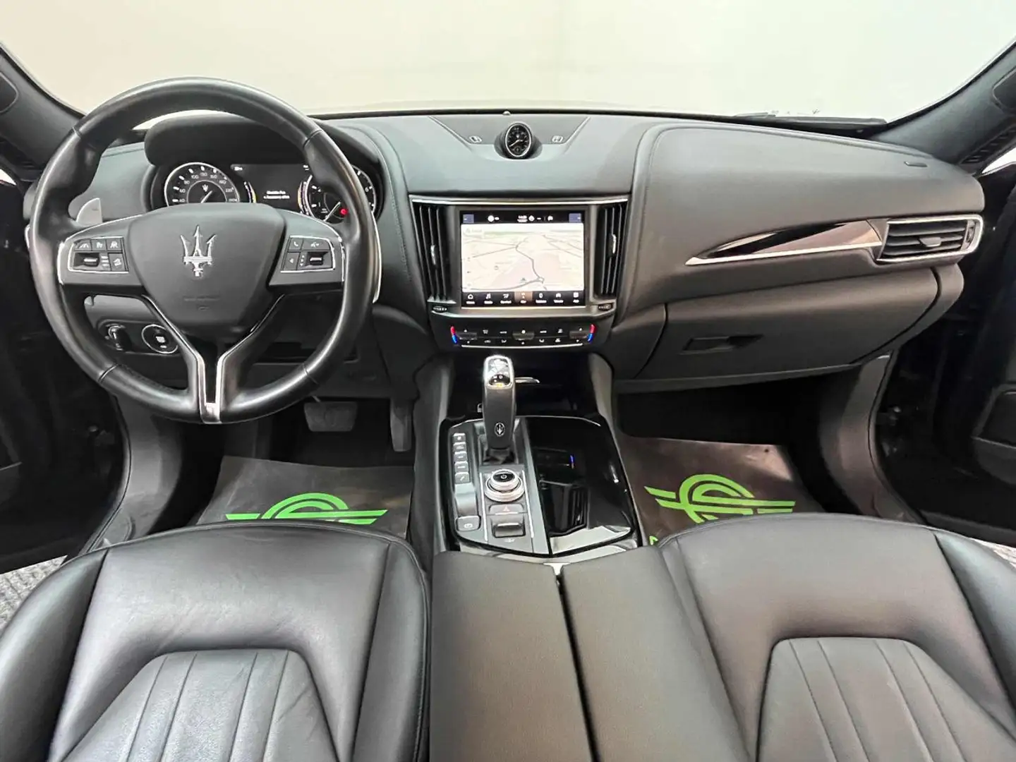 Maserati Levante MHEV 330 CV AWD GT TETTO|360°|ACC Siyah - 2