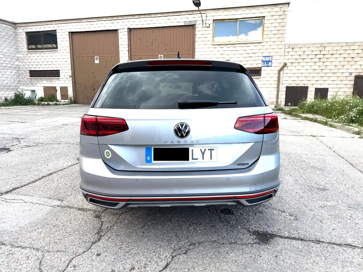 Volkswagen Passat Alltrack 2.0TDI 4Motion DSG 147kW Gümüş rengi - 2