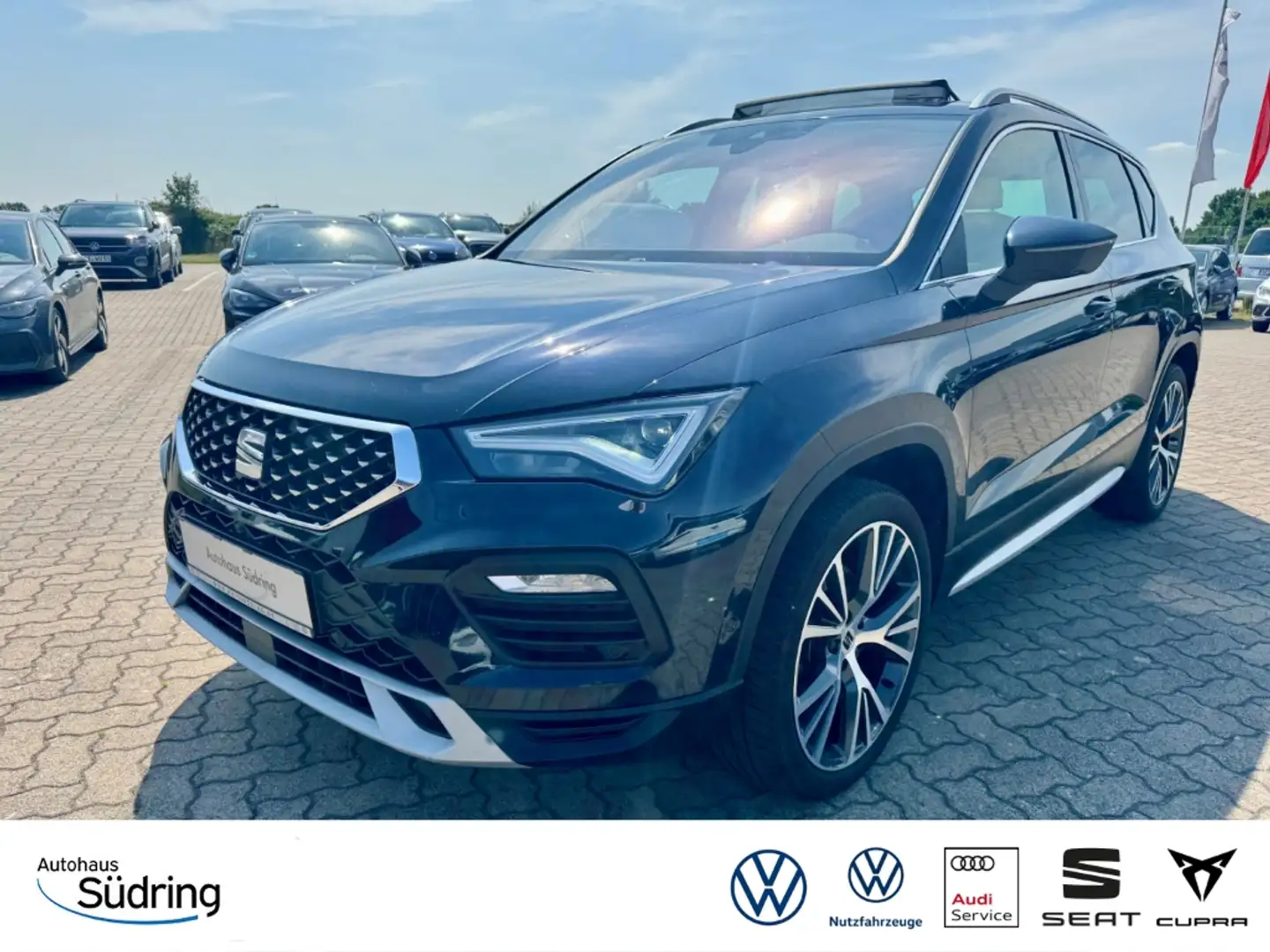 SEAT Ateca 2,0 TDI Xperience 4Drive DSG AHK Panodach Zwart - 1