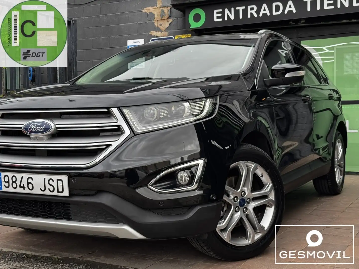 Ford Edge 2.0TDCi Titanium 4x4 PowerShift 210 Schwarz - 2